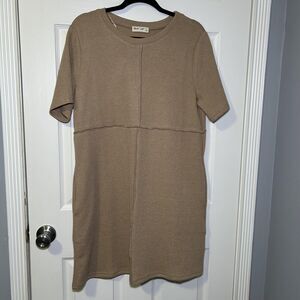 NEW IN Brand Sweater Dress Women's Large Tan Knit Short Sleeve Pocket NWOT